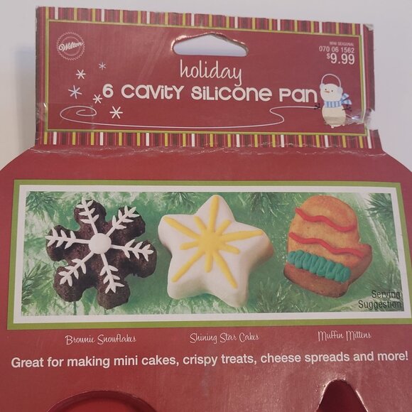 Wilton Christmas Holiday 6 Cavity Silicone Pan For Mini Cakes Treats Cupcakes - Picture 3 of 6